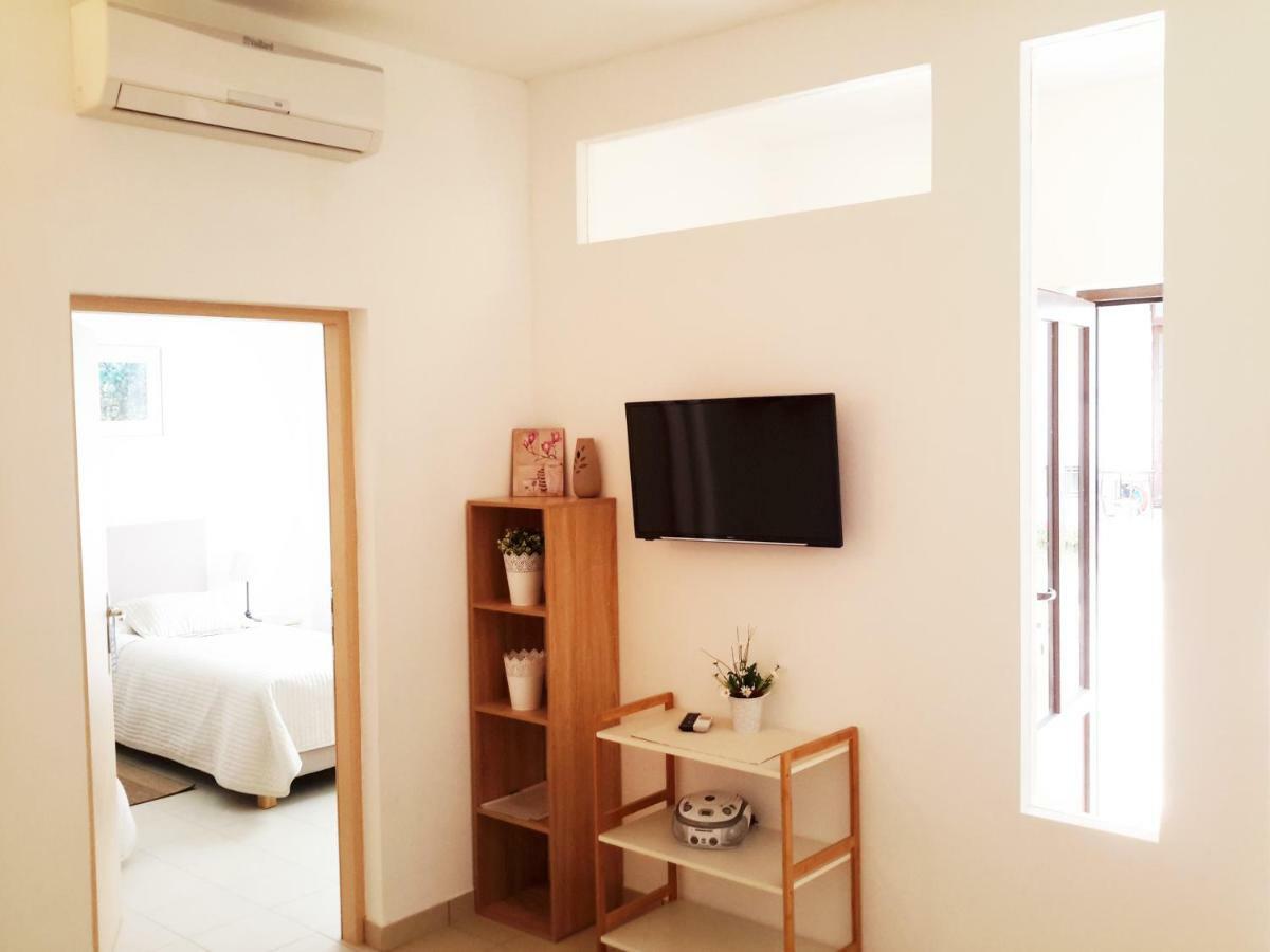 Albert Home كارلوفاتش المظهر الخارجي الصورة